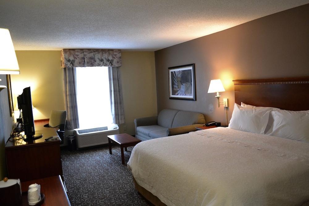 Hampton Inn Галлатин Экстерьер фото