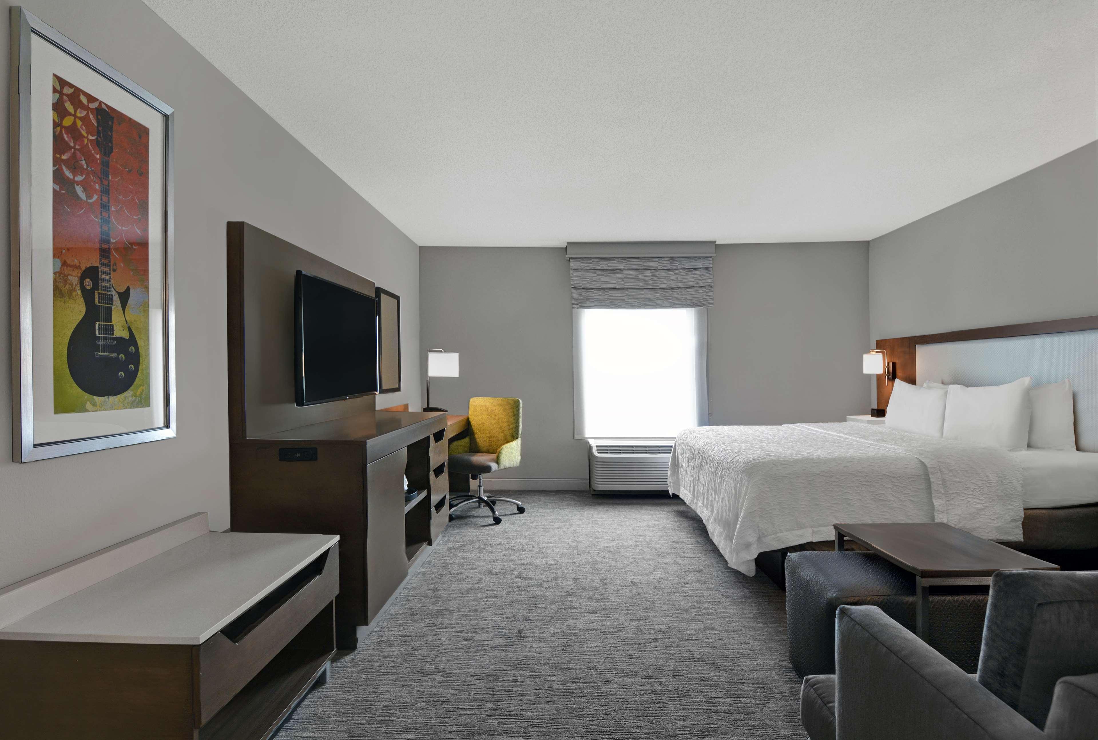 Hampton Inn Галлатин Экстерьер фото