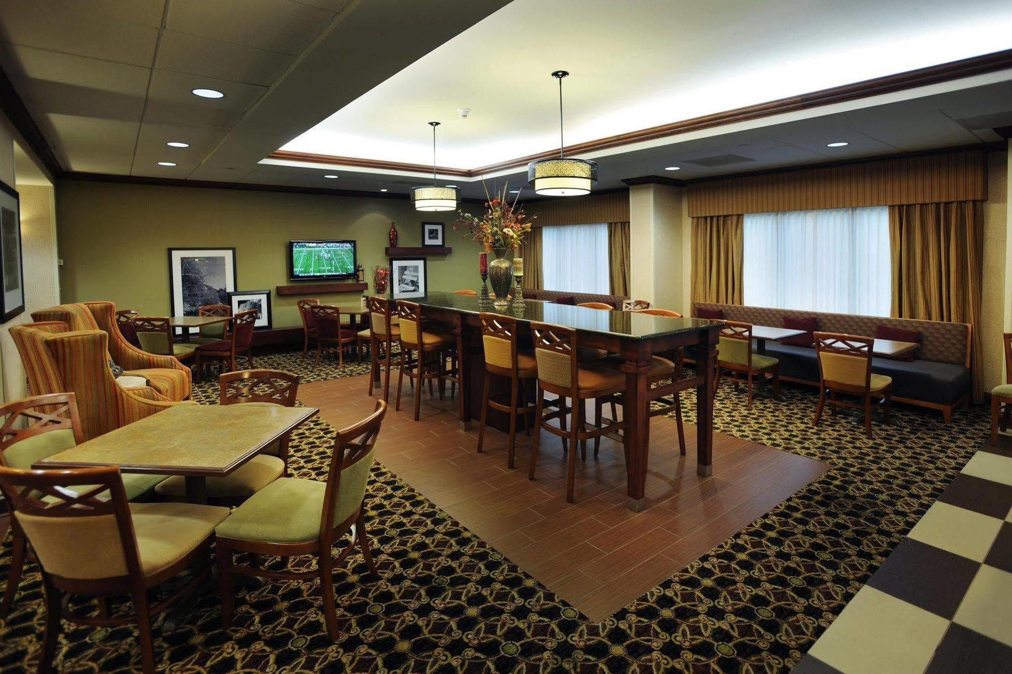 Hampton Inn Галлатин Экстерьер фото