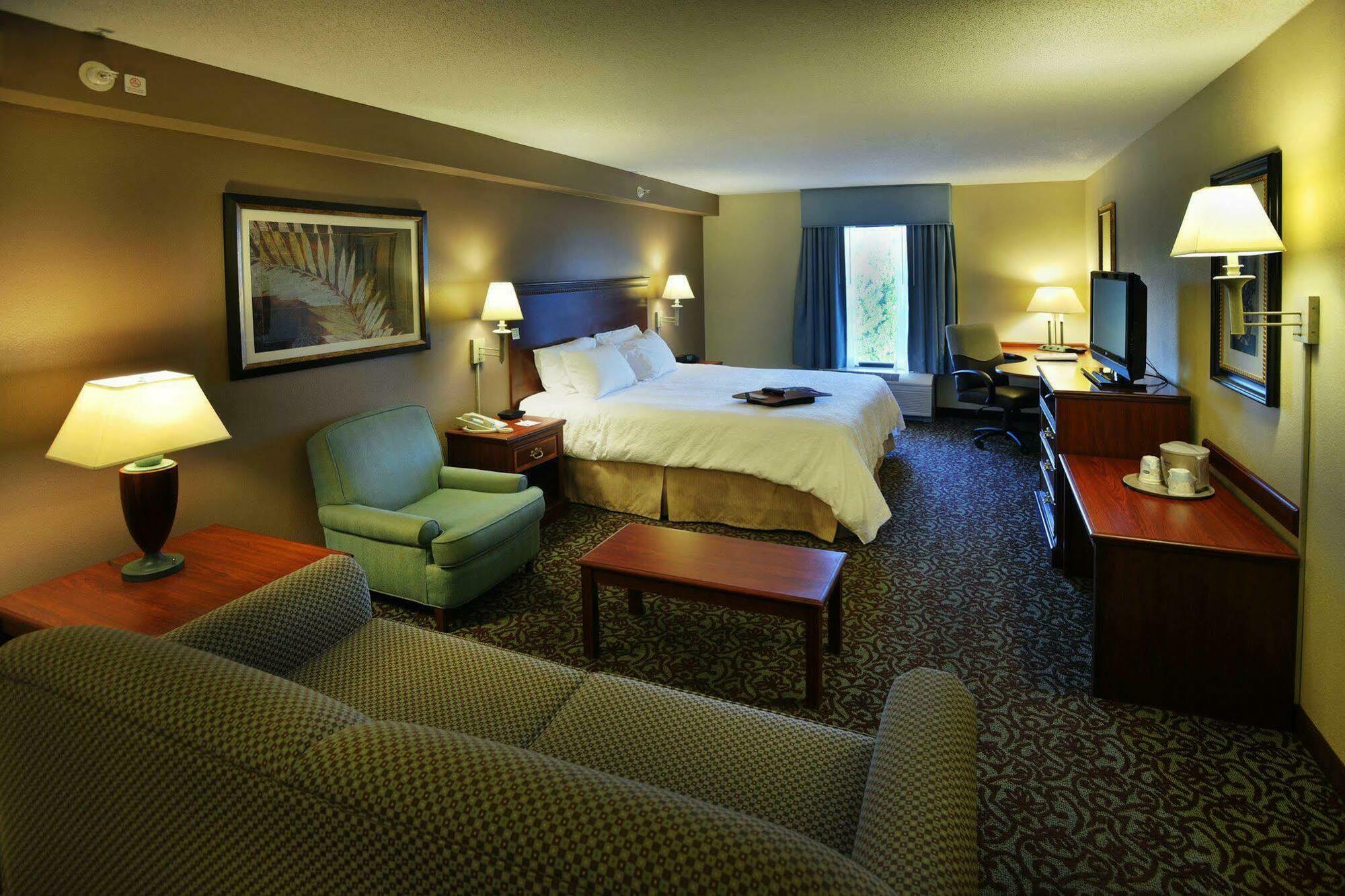 Hampton Inn Галлатин Экстерьер фото